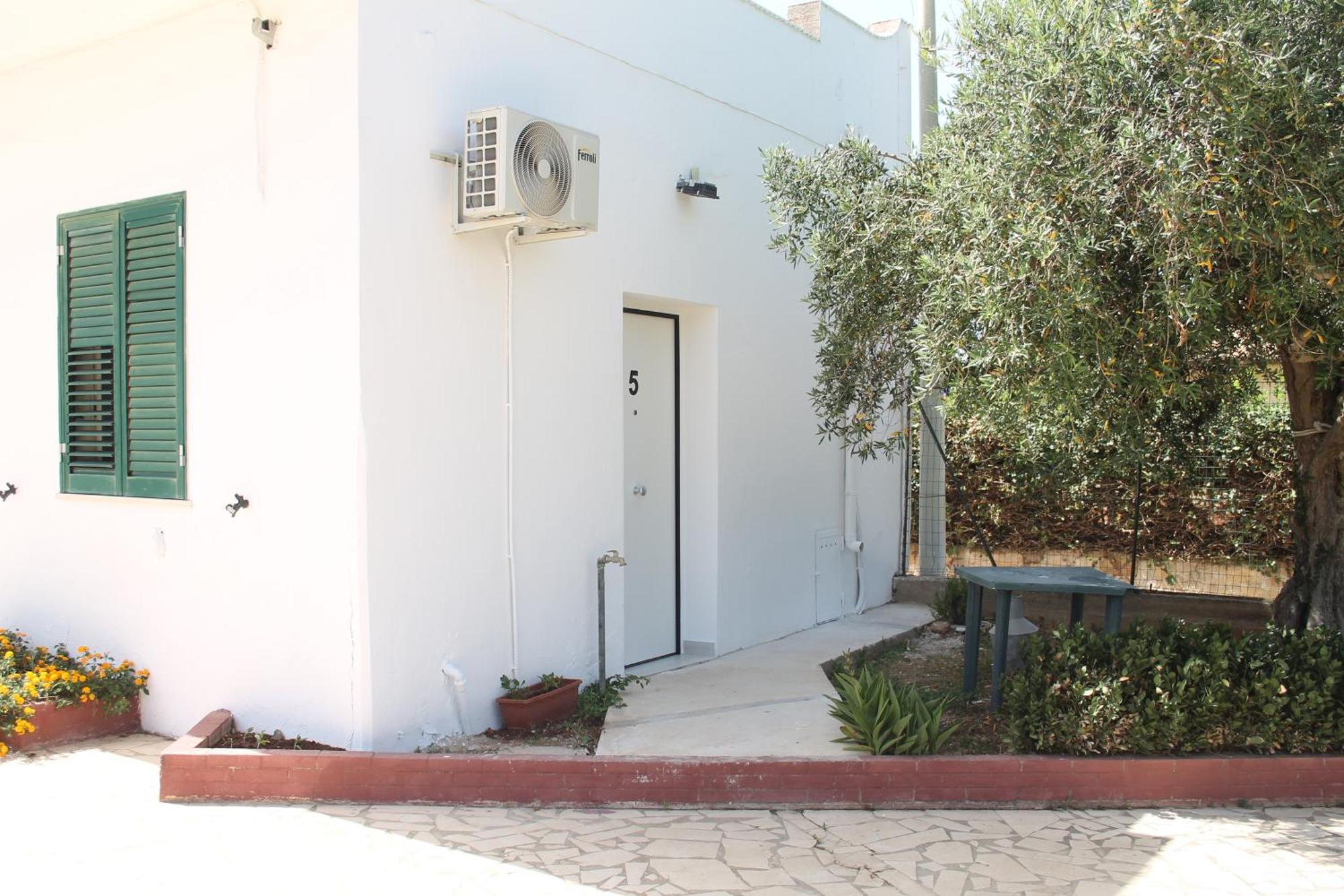 Villa Rosa كاستيلاّماري ديل غو المظهر الخارجي الصورة